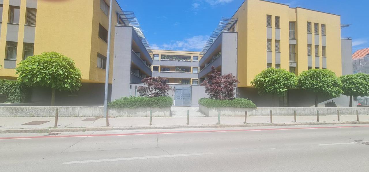 Apartma Minas Apartment Ljubljana Luaran gambar